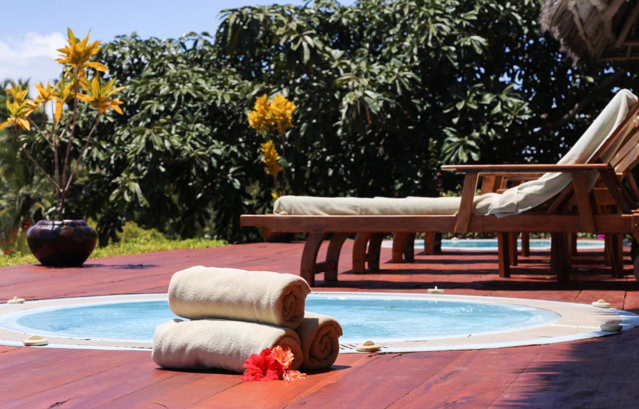 Neptune Pwani Beach Resort & Spa Zanzibar Kiwengwa  Exteriör bild